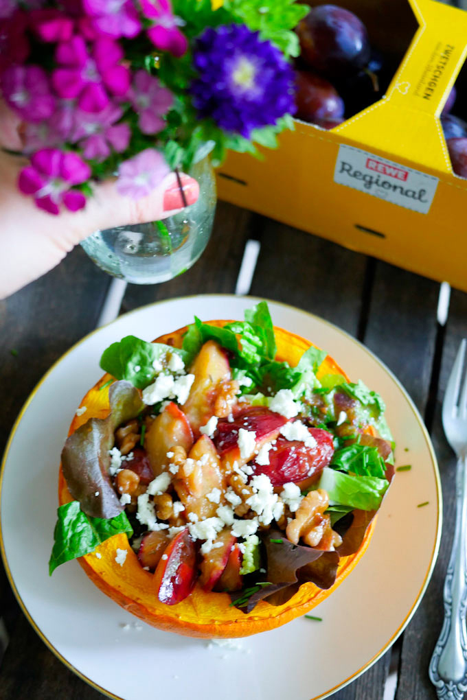  late summer salad with plums 