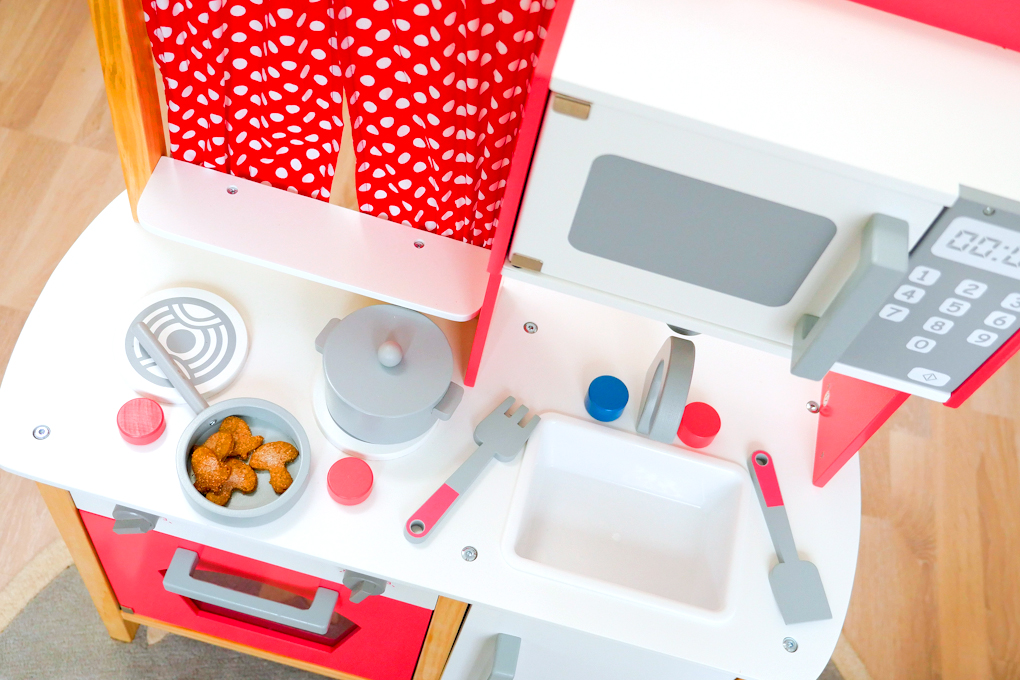 beautiful game kitchen made of FSC -certified wood 