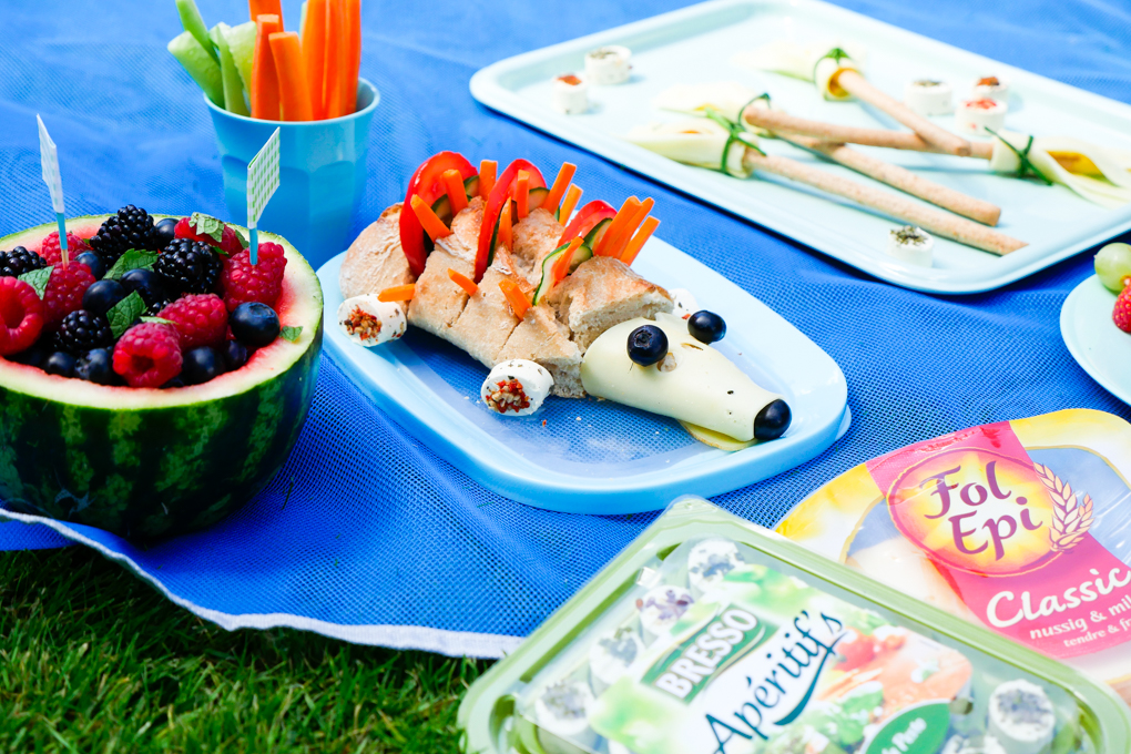  Cheese urchin with Fol Epi and BRESSO cream cheese snacks 