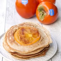Pancakes without sugar with baked Persimon®
